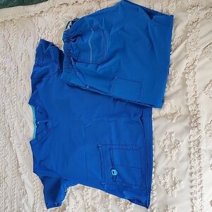 Carhartt force scrub set